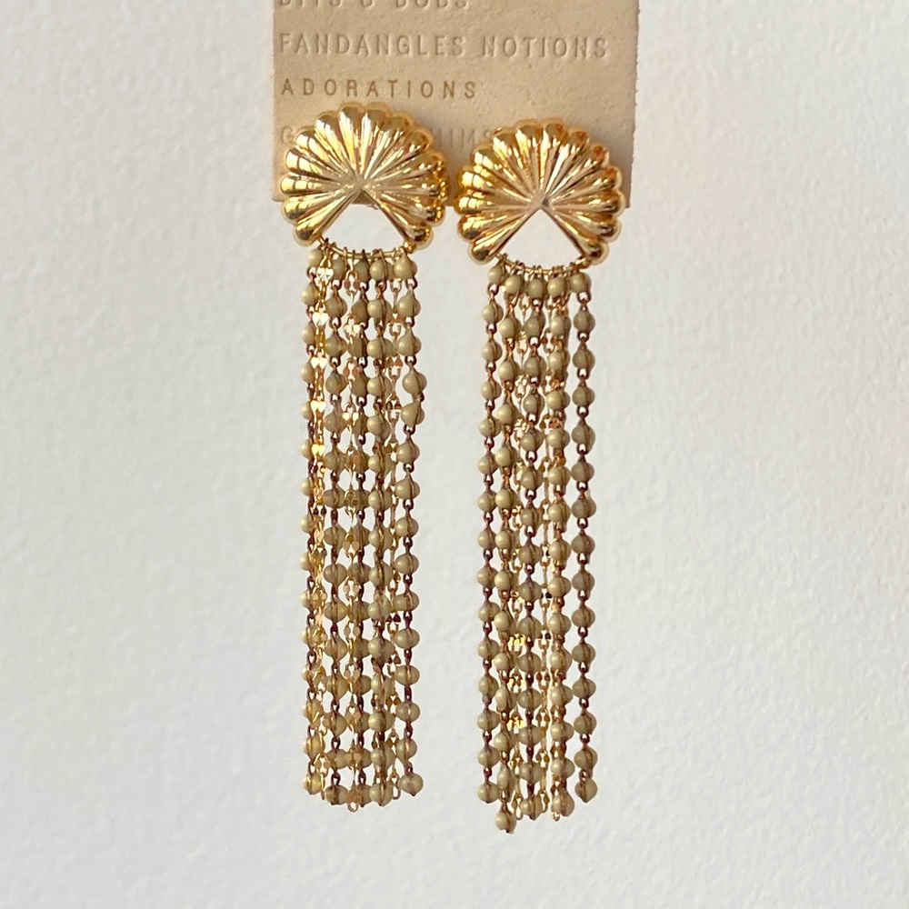 NWT / Anthropology Fringed Shell Drop Earrings